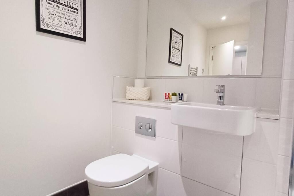 Stylish Modern 1Bed Apartment In Bedford Exteriér fotografie